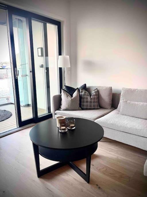 Vervet Apartment トロムソ エクステリア 写真