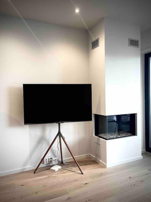 Vervet Apartment トロムソ エクステリア 写真