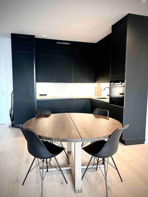 Vervet Apartment トロムソ エクステリア 写真